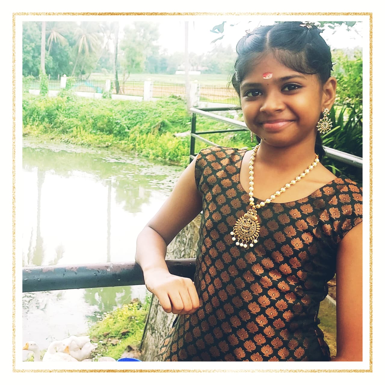 AAVANI R